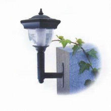 Solar Courtyard Light with Energy Saving and Long Working Life Feature